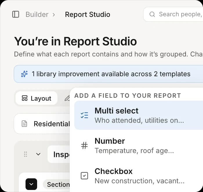 Report Studio with the field type picker open